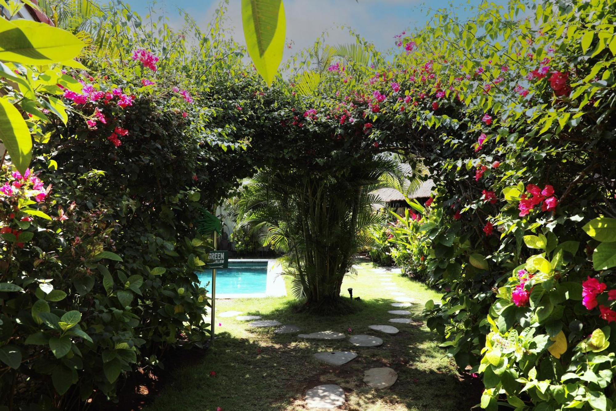 Bingin Bienvenue Guest House อูลูวาตู ภายนอก รูปภาพ