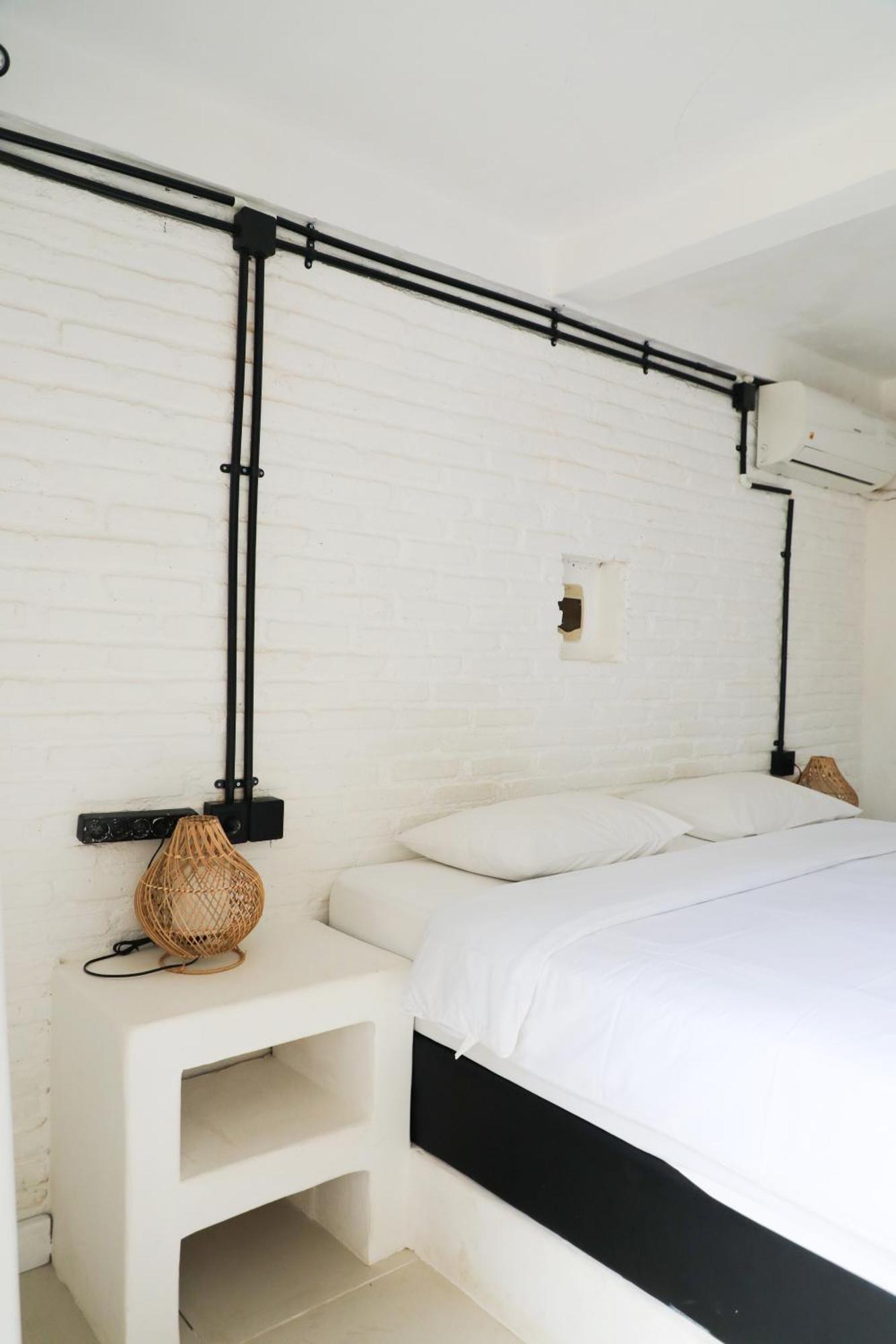 Bingin Bienvenue Guest House อูลูวาตู ภายนอก รูปภาพ
